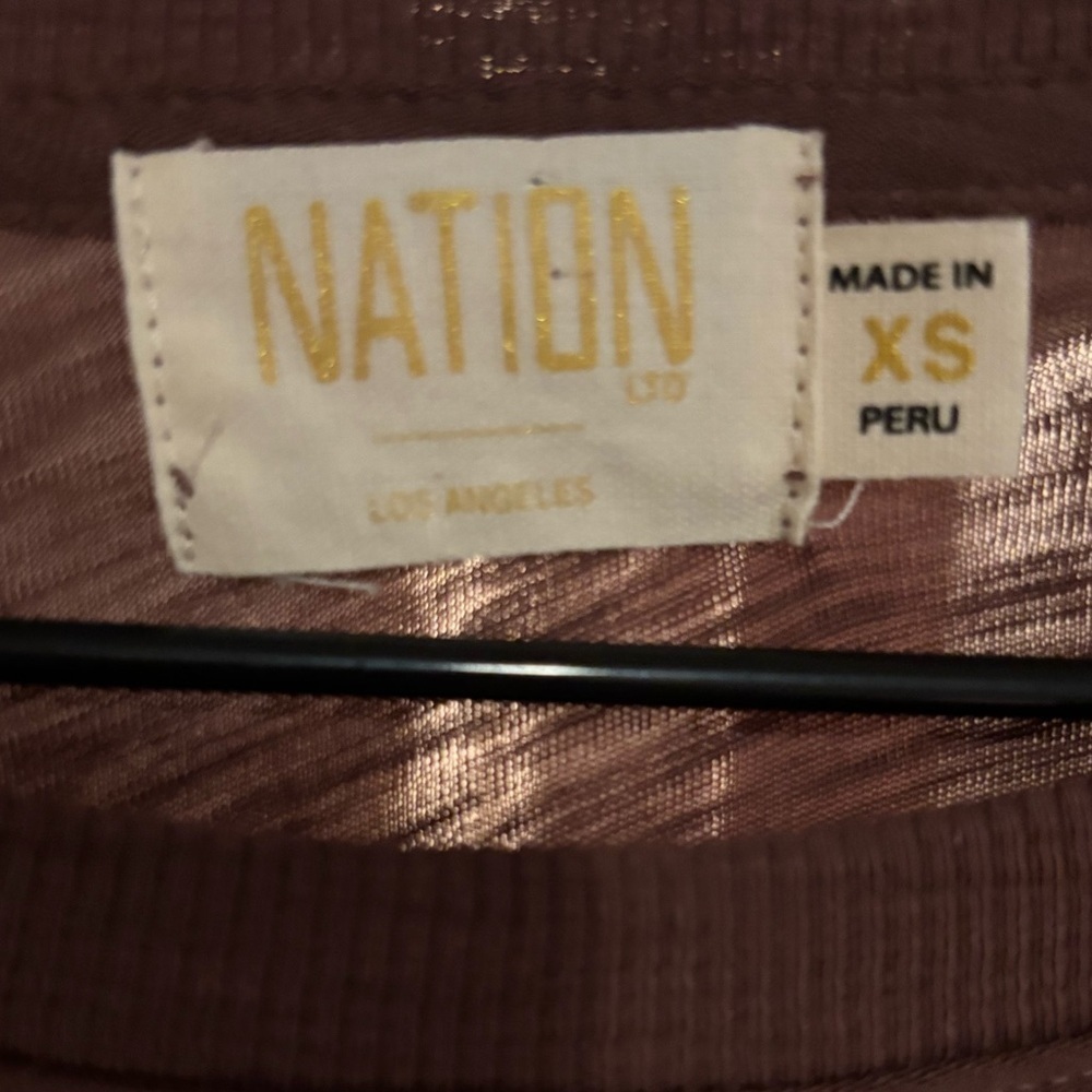 Nation LTD Carly Voluminous Contrast Tee in Pinot Noir Size XS - Picture 4 of 5